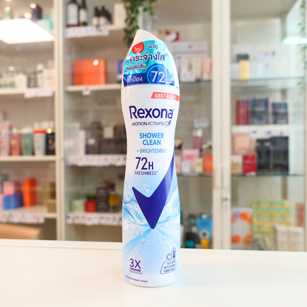 Rexona สเปรย์ลดเหงื่อและระงับกลิ่นกาย Shower Clean Brightening 135 ml.(สีฟ้า)